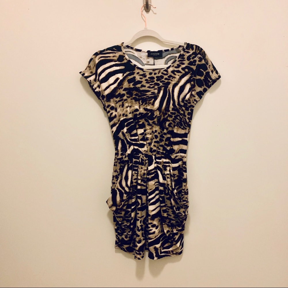 Alyn Paige NY Animal Print DRESS with POCKETS